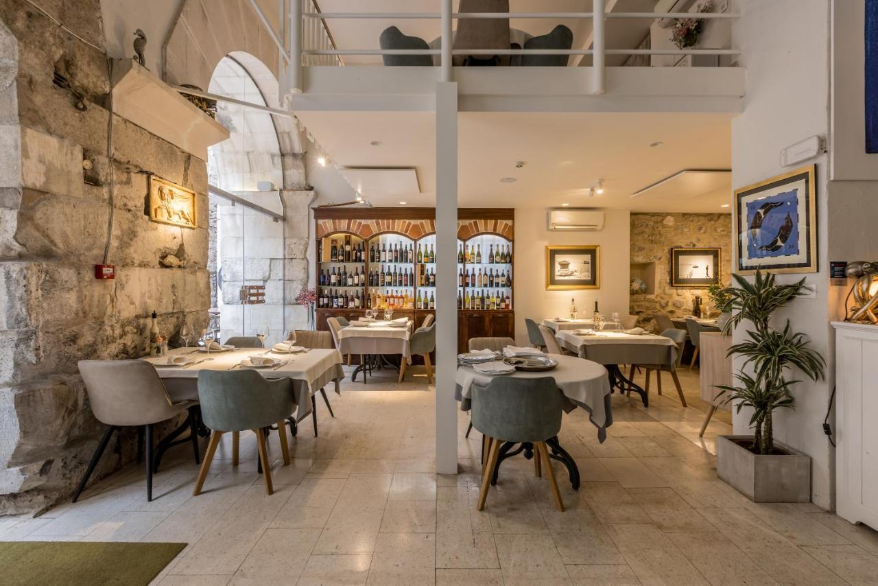 Leonis Restaurant & Rooms Split Extérieur photo